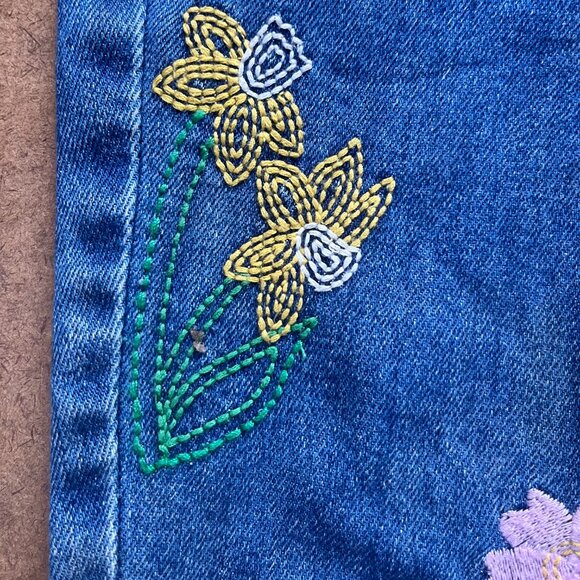 Mini Boden Embroidered Floral Jeans Girls Size 4Y - Picture 4 of 5